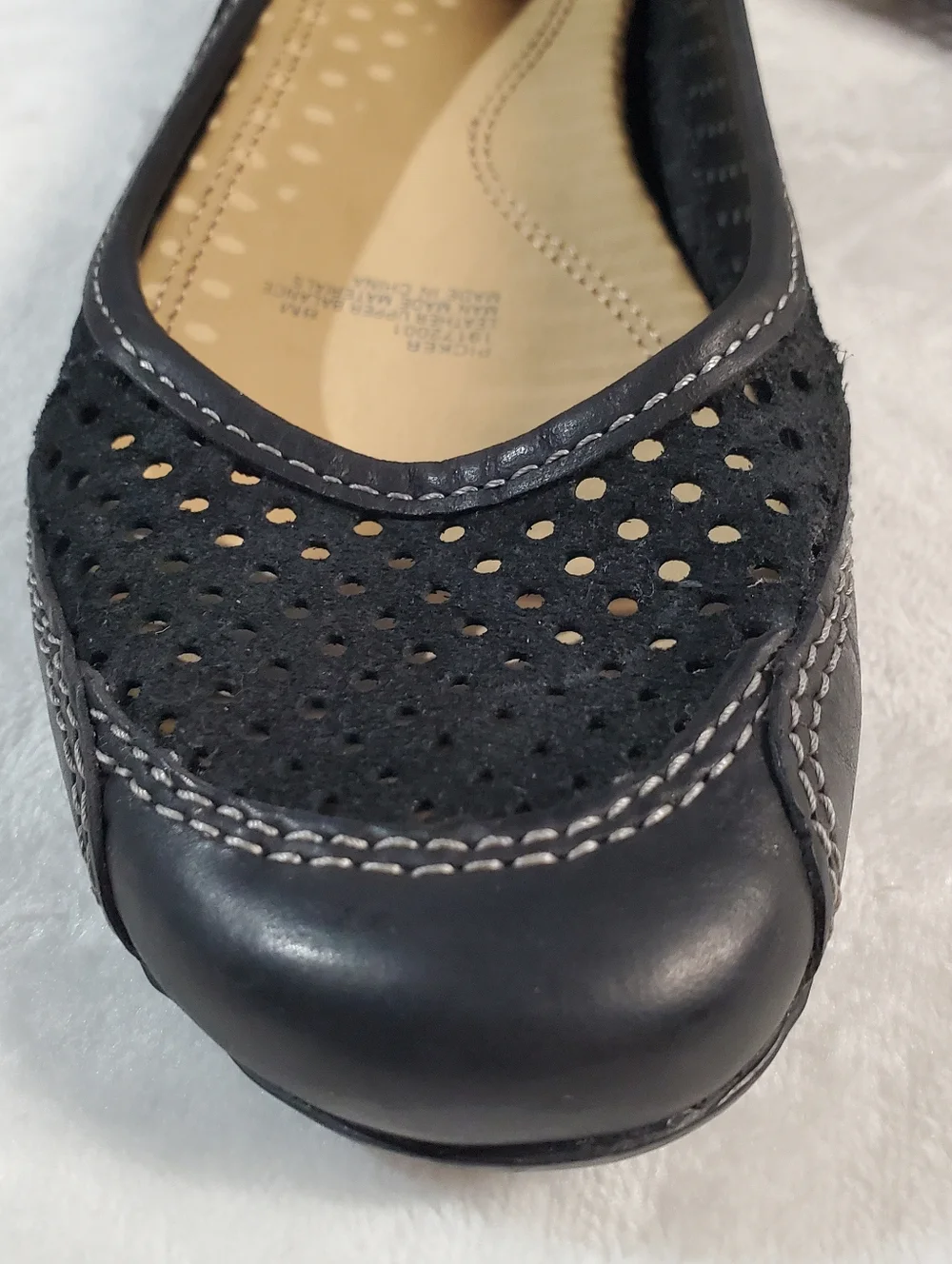 Naturalizer Black Perforated Leather Ballet Flats - Picture 2 of 7